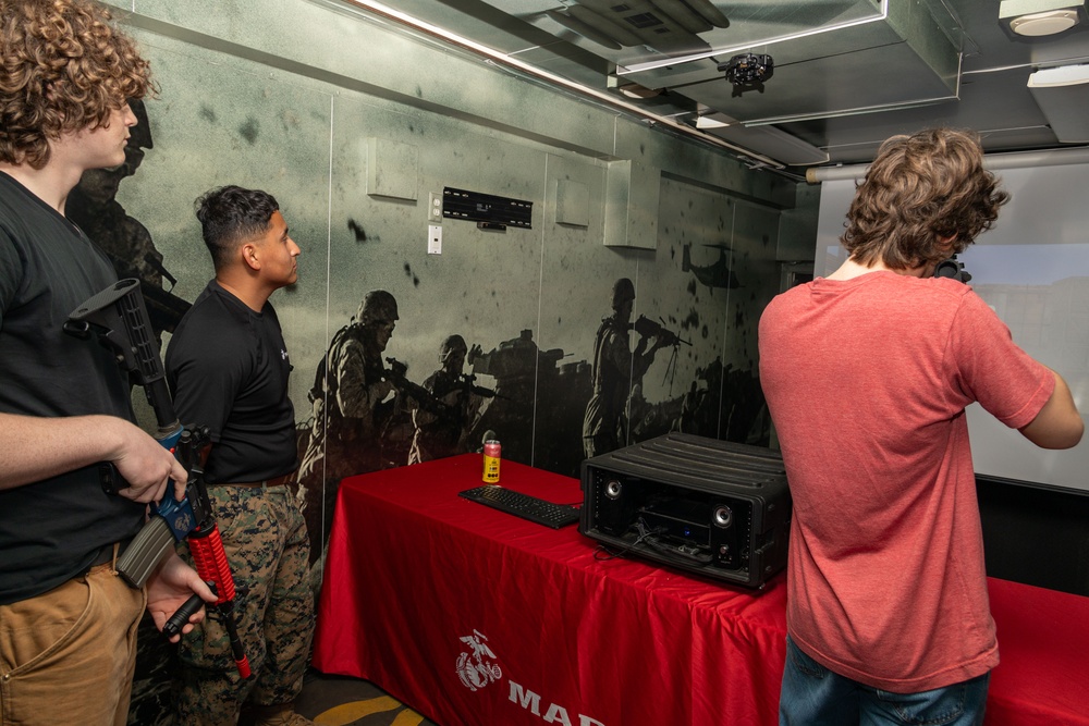 MCRC Hosts Static Display during Marine Week Boston