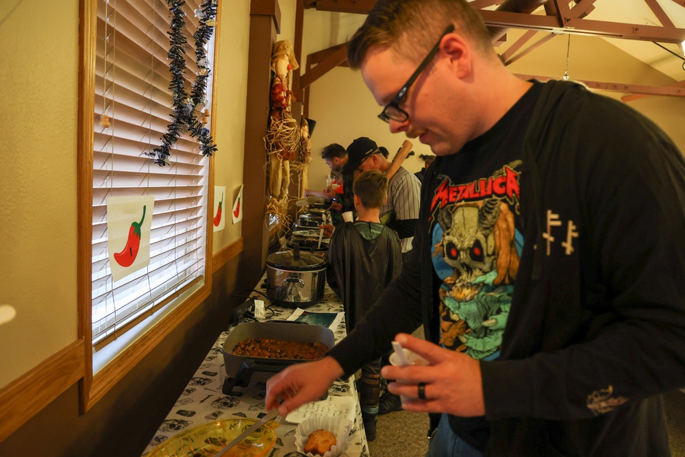 Soldiers and Families Enjoy Fall Fest