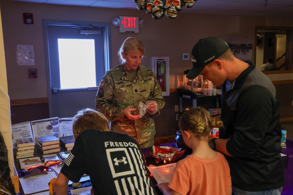 Soldiers and Families Enjoy Fall Fest