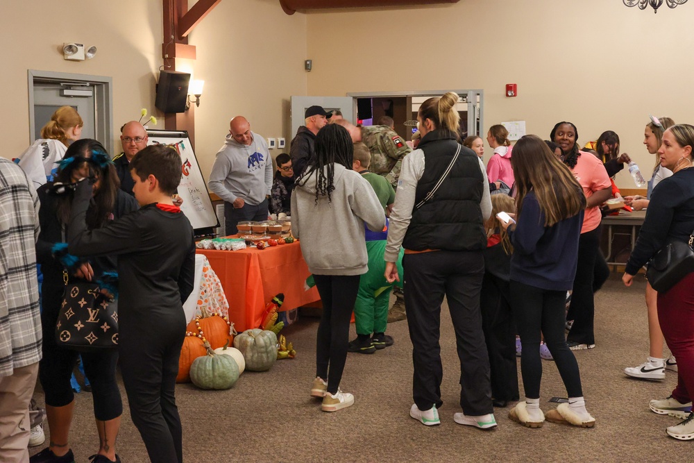 Soldiers and Families Enjoy Fall Fest