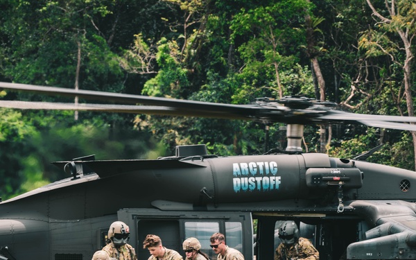 11th Airborne Division conducts MEDEVAC training during SGS 25