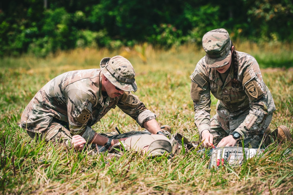 11th Airborne Division conducts MEDEVAC training during SGS 25
