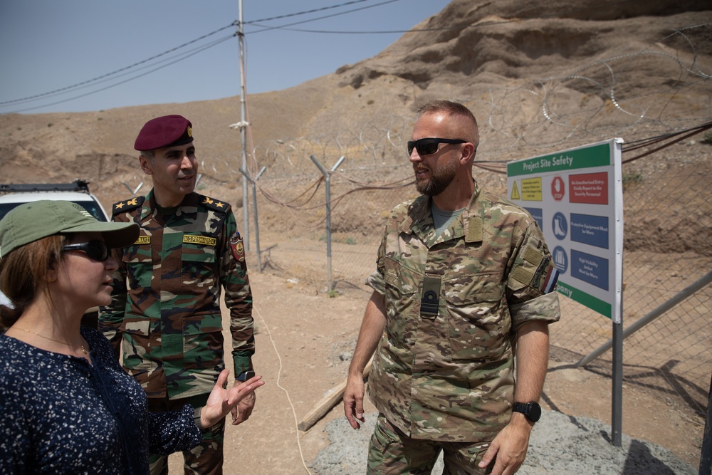 Joint Operation Coalition Advisory Team meets with Ministry of Peshmerga Affairs leadership in Ammo Warehouse Key Leadership Engagement meeting