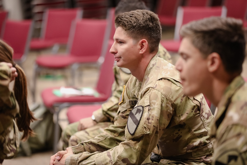 U.S. Army Pilots conduct mountain flying techniques class