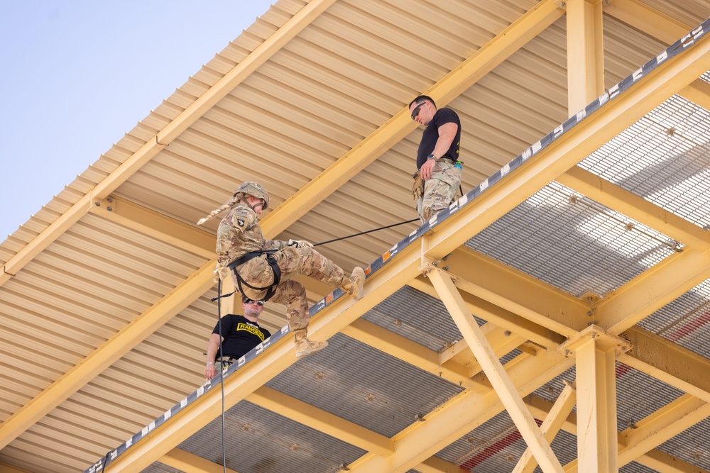 TSAAS Cadre Trains Soldiers