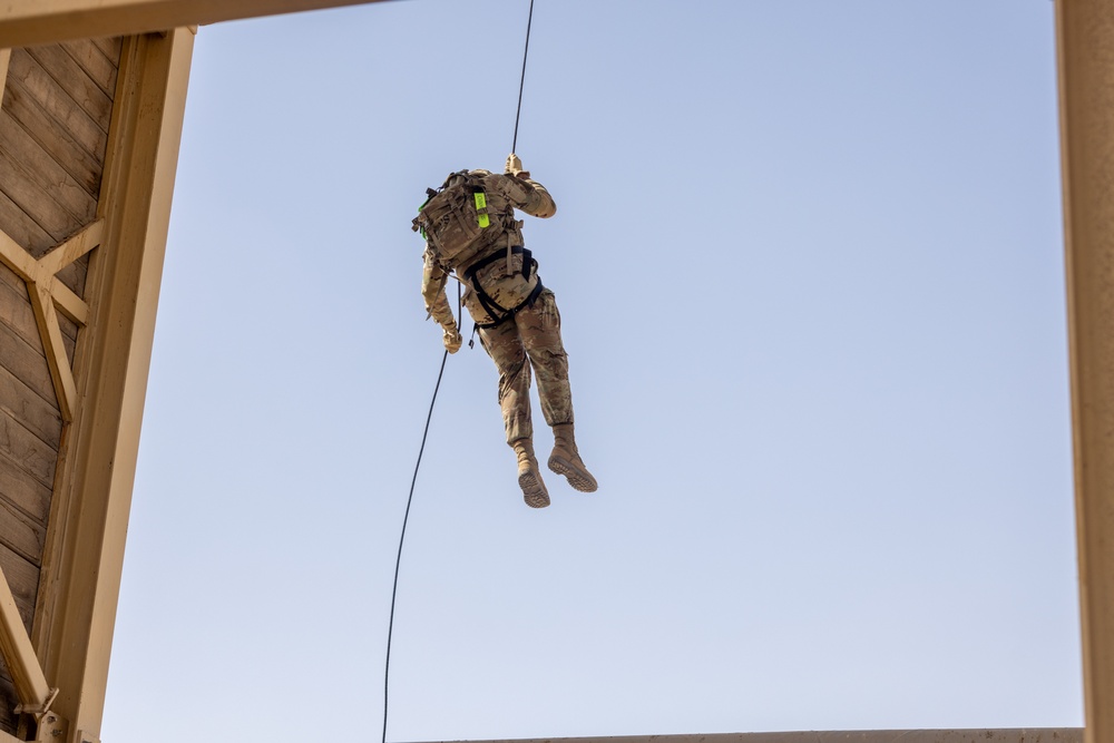 TSAAS Cadre Trains Soldiers