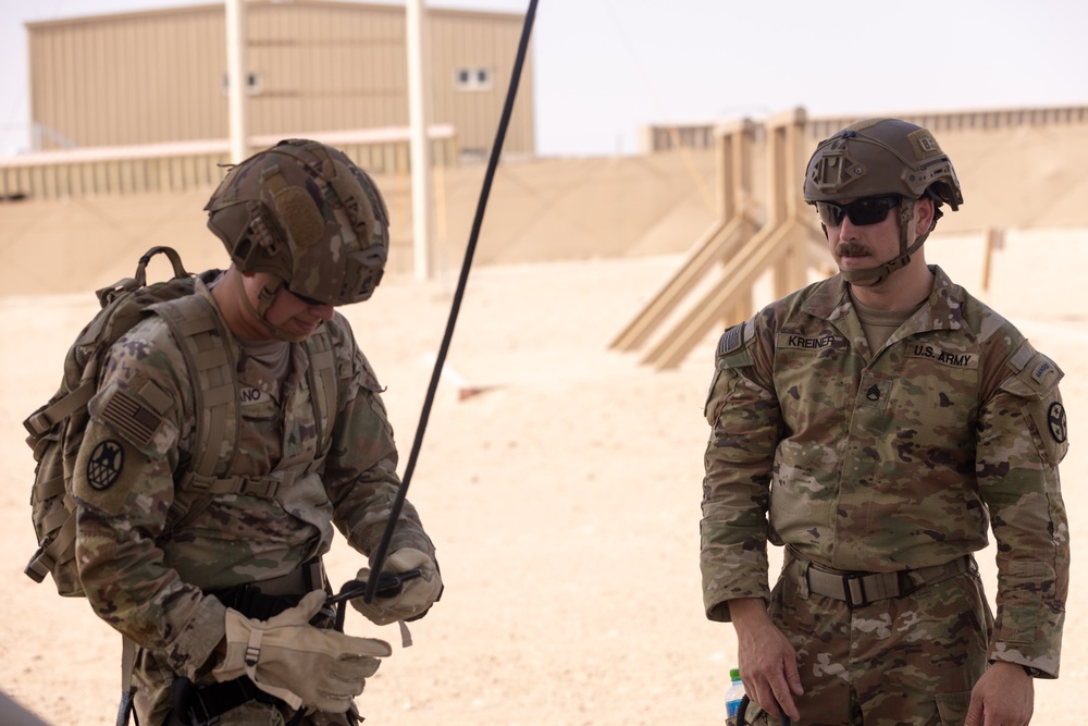 TSAAS Cadre Trains Soldiers