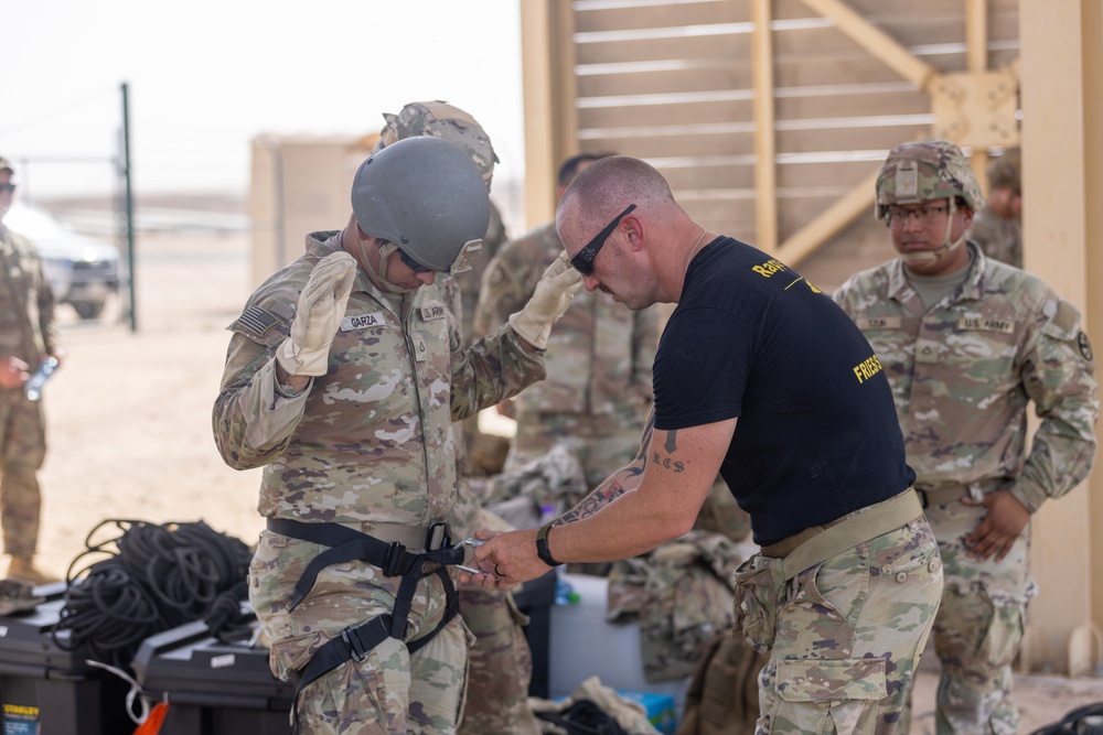 TSAAS Cadre Trains Soldiers