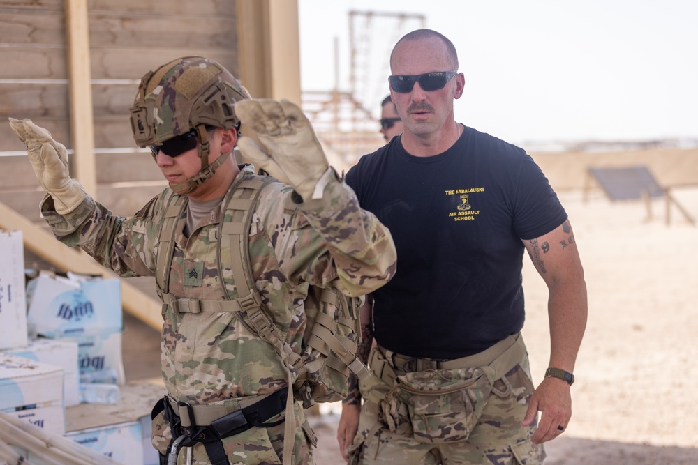 TSAAS Cadre Trains Soldiers