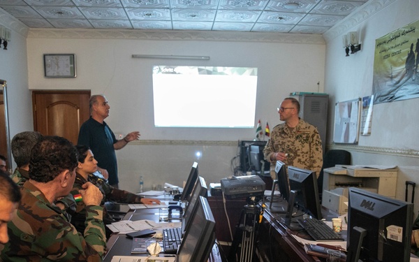 Coalition Forces instruct Information Operations Class