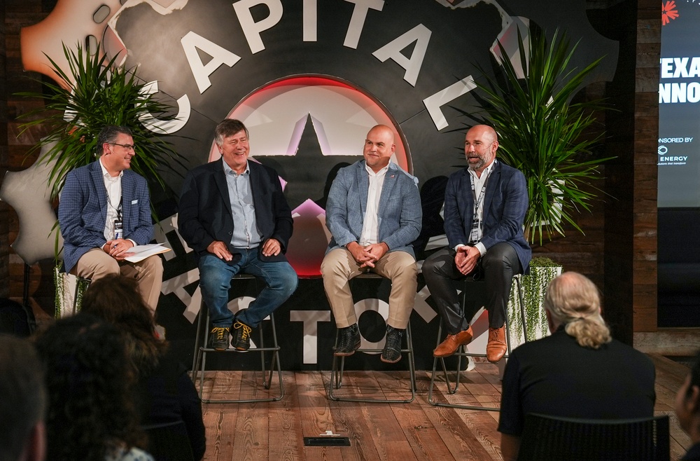 AFRL and AFWERX connect with industry at Fed Supernova 2025
