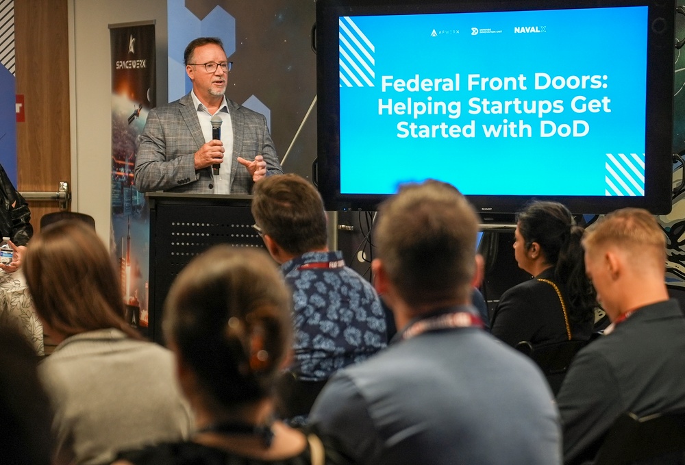 AFRL and AFWERX connect with industry at Fed Supernova 2025