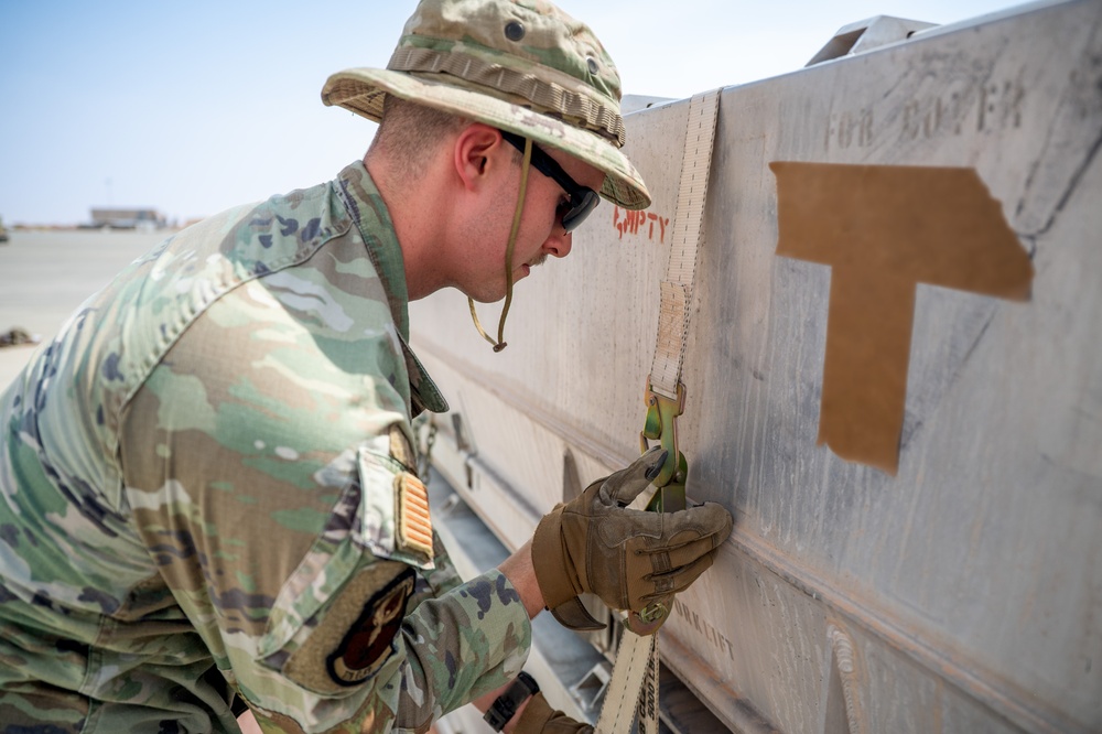 From Cargo to Combat-Ready: 378th ELRS Port Dawgs move mission-essential cargo