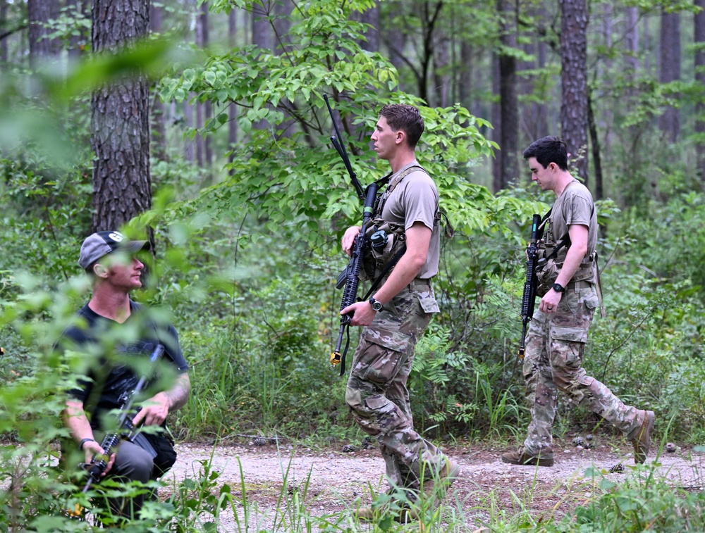 Civil Afffairs Students Take Part in Operation Sluss-Tiller Exercise