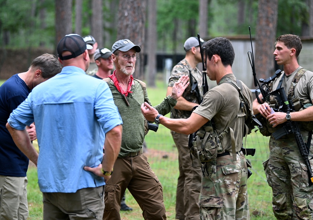Civil Afffairs Students Take Part in Operation Sluss-Tiller Exercise