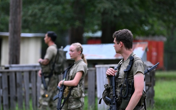 Civil Afffairs Students Take Part in Operation Sluss-Tiller Exercise