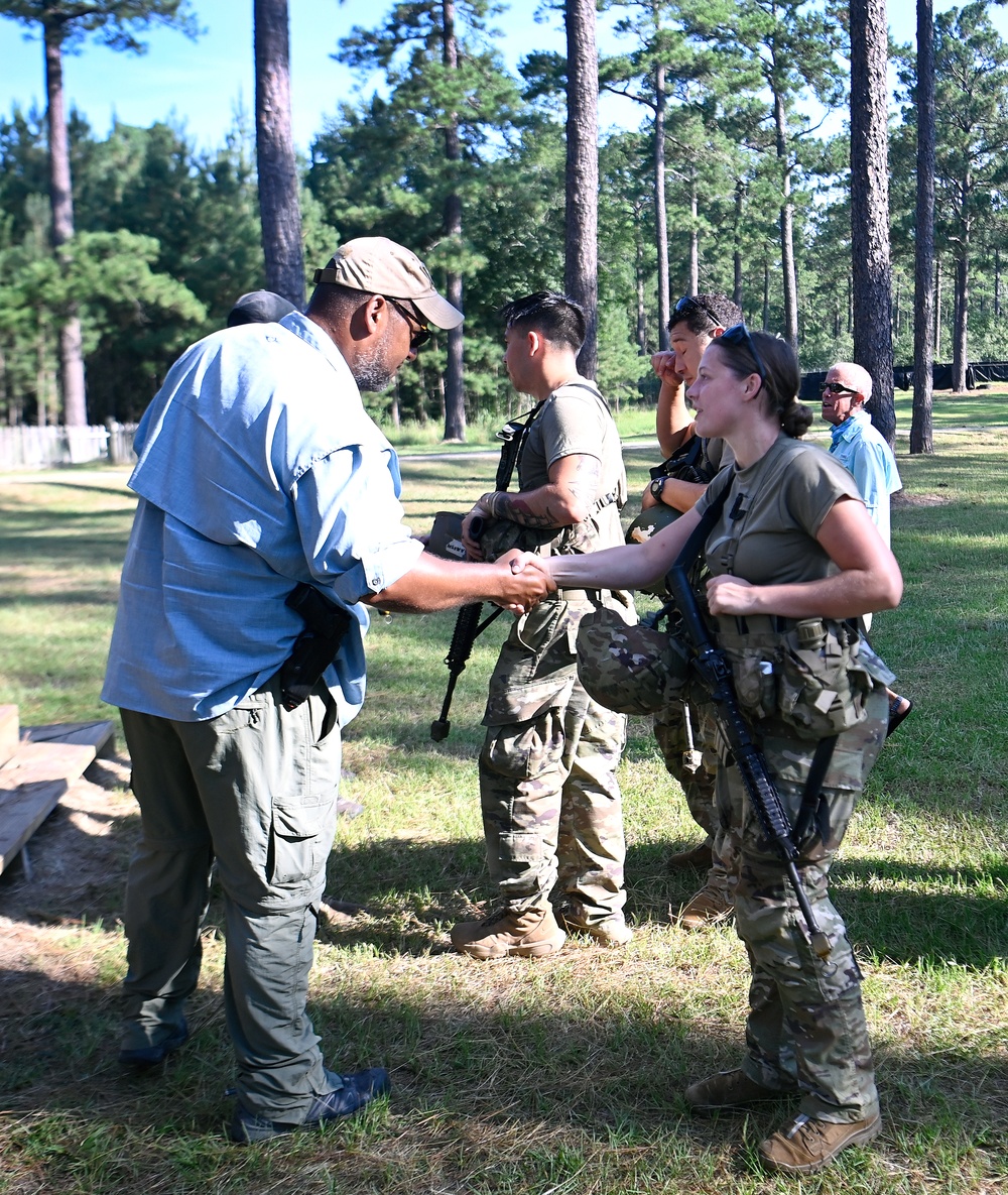 Operation Sluss-Tiller Qualifies Students