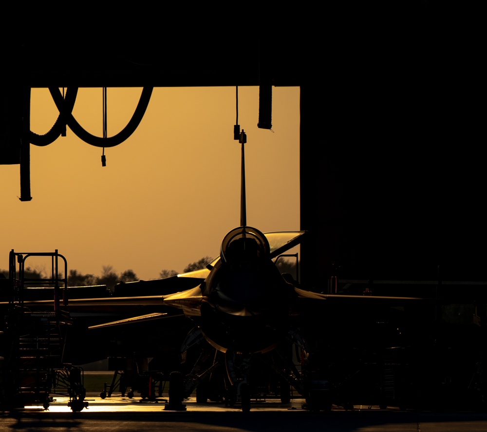114th Fighter Wing conducts evening operations