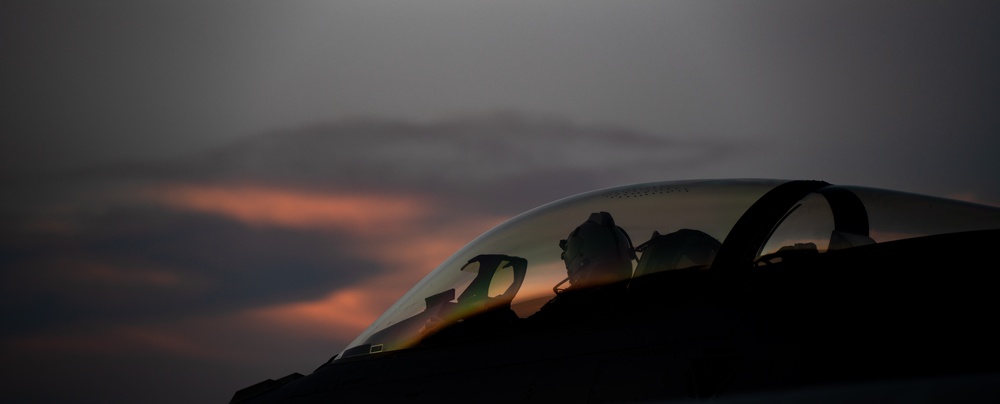 114th Fighter Wing conducts evening operations
