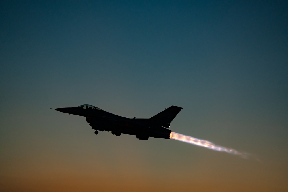 114th Fighter Wing conducts evening operations