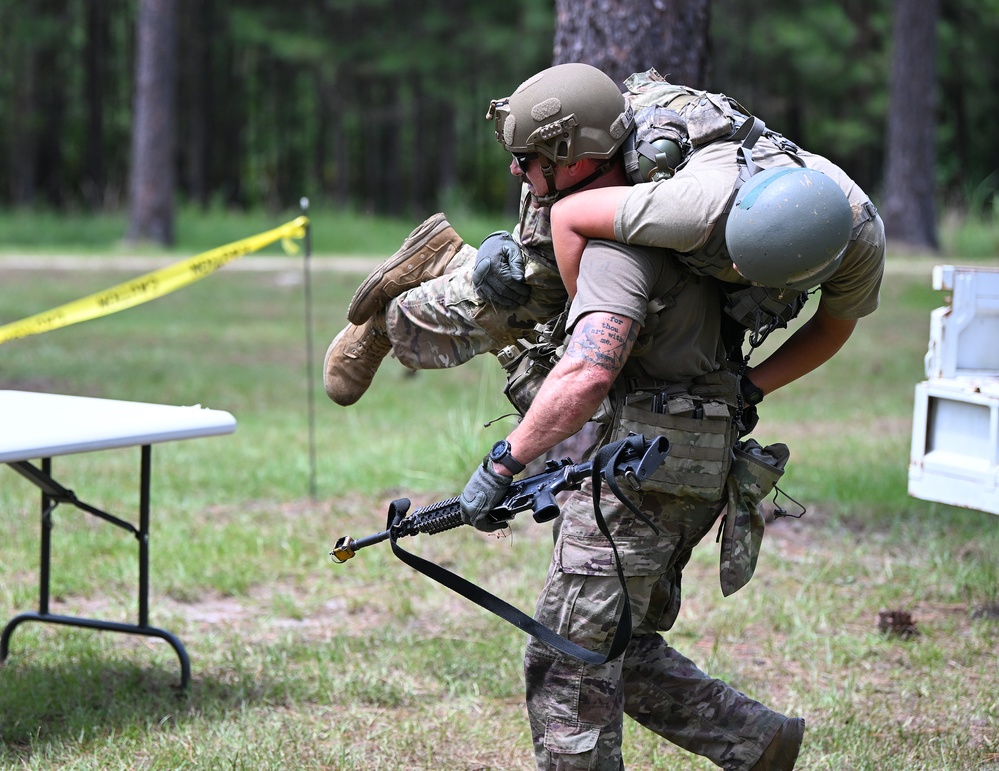 Students Interact with Role Players During Culmination Exercise