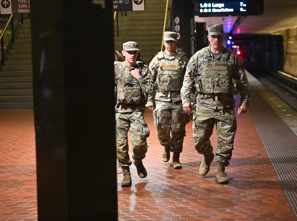 D.C. National Guard Commanding General visits JTF-DC posts D.C. National Guard Commanding General visits JTF-DC posts