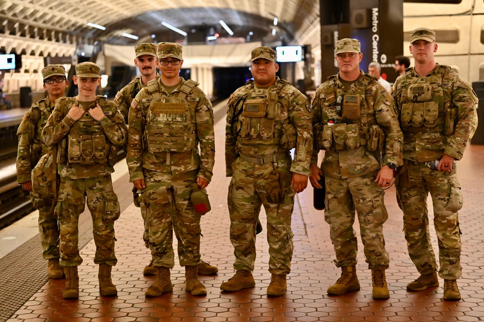 D.C. National Guard Commanding General visits JTF-DC posts D.C. National Guard Commanding General visits JTF-DC posts