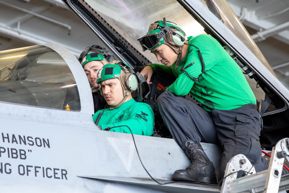Abraham Lincoln participates in exercise Northern Edge 2025