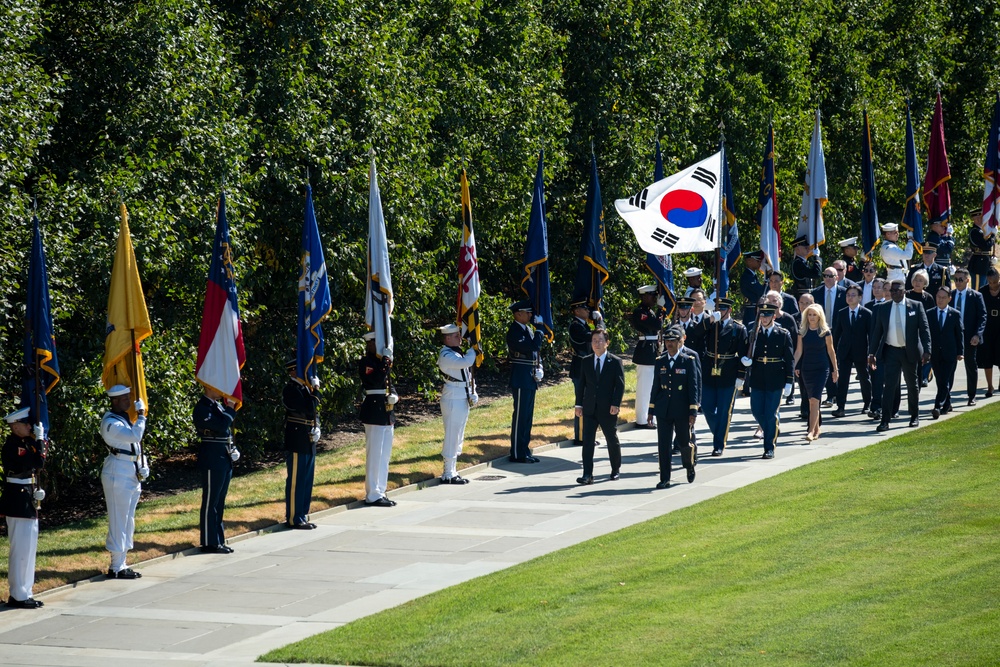 The President of the Republic of Korea Lee Jae Myung Armed Forces Full Honors Wreath Laying Ceremony