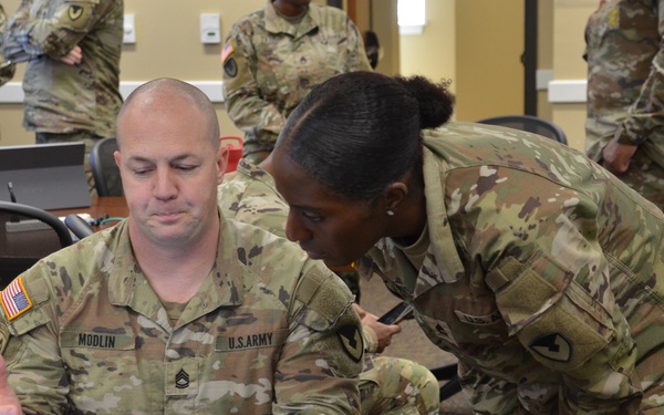 Contracting Master Gunner Workshop charts forward path