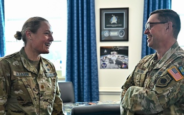 CSO Saltzman coins Maj. Gleason