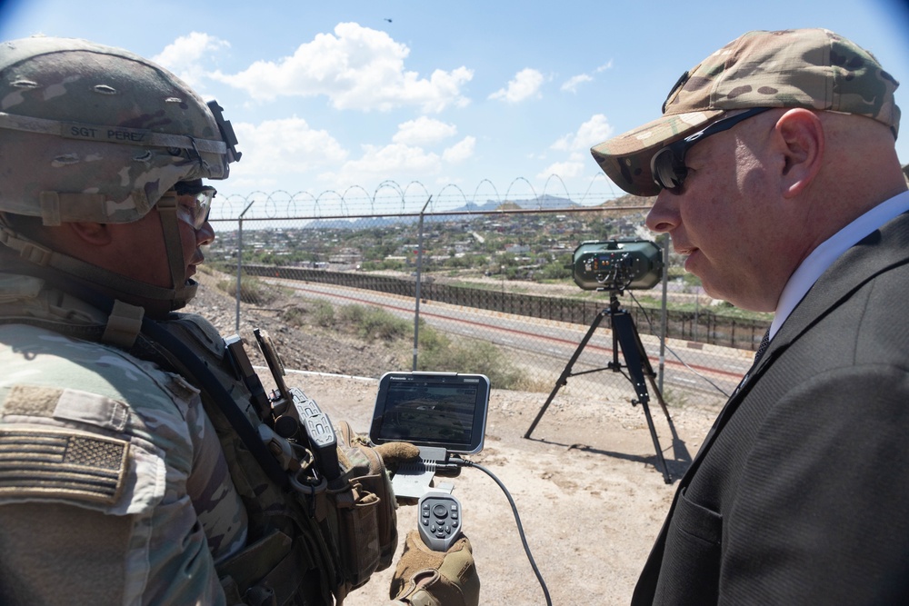 Senior advisers to the Secretary of Defense visit JTF-SB Soldiers at southern border
