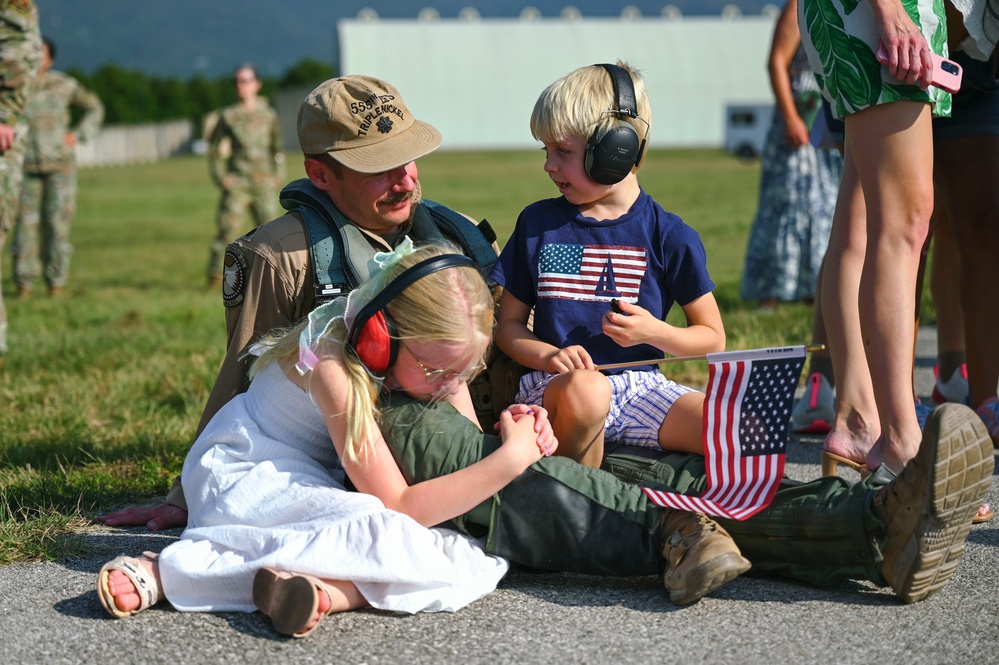 Friends and family welcome 555th FS pilots home