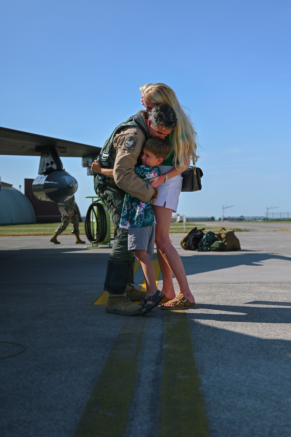 Friends and family welcome 555th FS pilots home