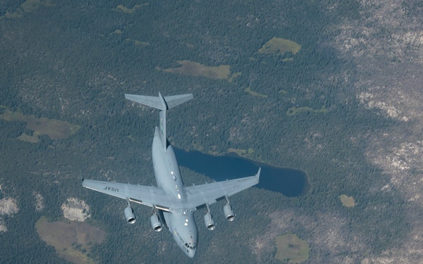 Local leaders fly on KC-135 incentive flight