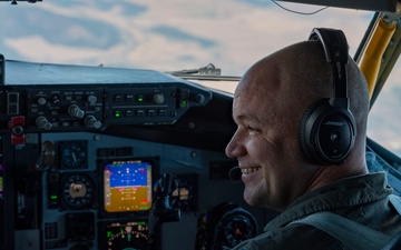 Local leaders fly on KC-135 incentive flight