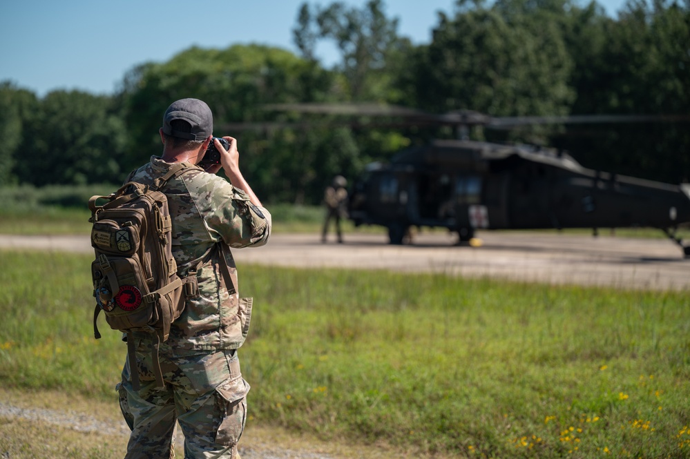 Green Berets, Virginia National Guard conduct helicopter medical evacuation training