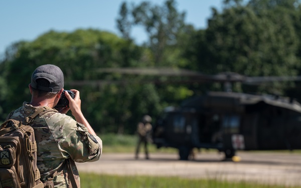 Green Berets, Virginia National Guard conduct helicopter medical evacuation training