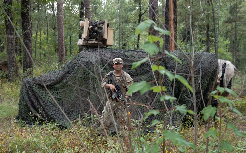 Commando Soldiers Executes Force-on-force Exercise at the Joint Readiness Training Center