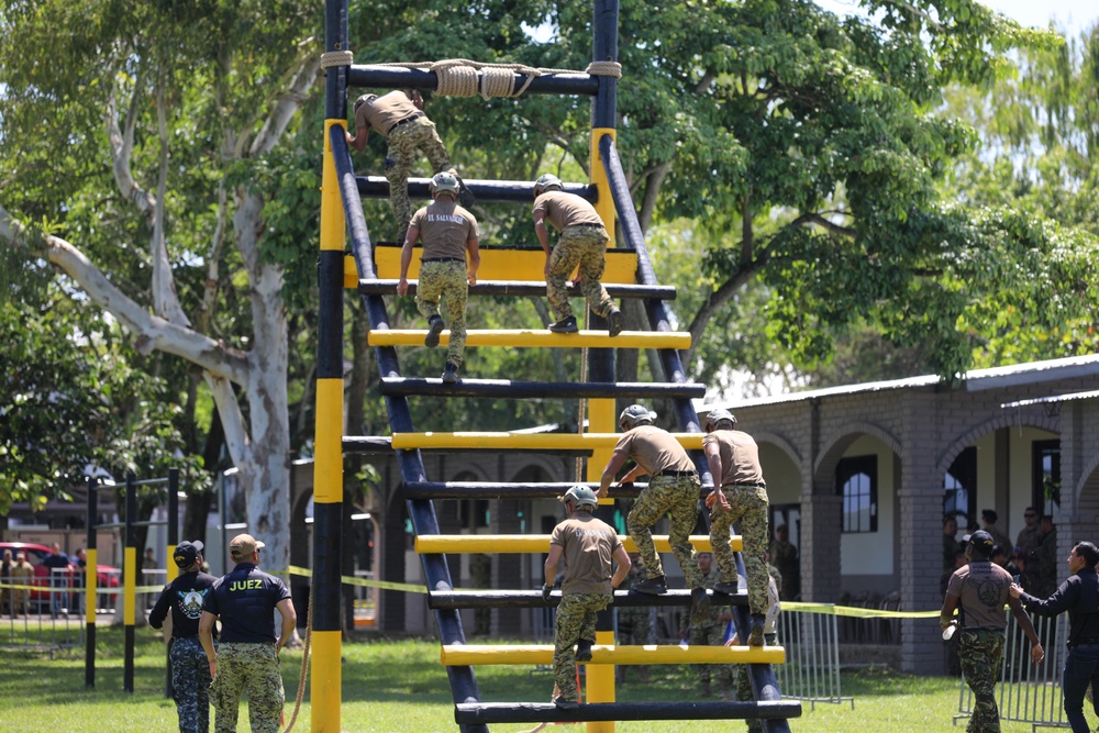 Fuerzas Comando 2025 Obstacle Course