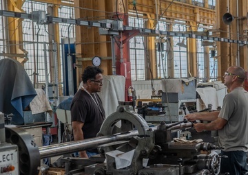 A look inside PHNSY’s No Ka Oi building: mechanics sustain fleet readiness