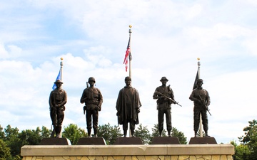 223rd Support Maintenance Company Soldiers learn about Fort McCoy, visit historical area