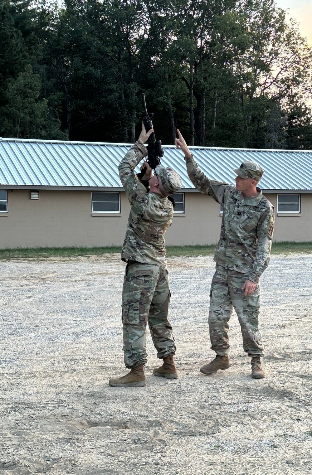 OC/Ts Teach Marksmanship