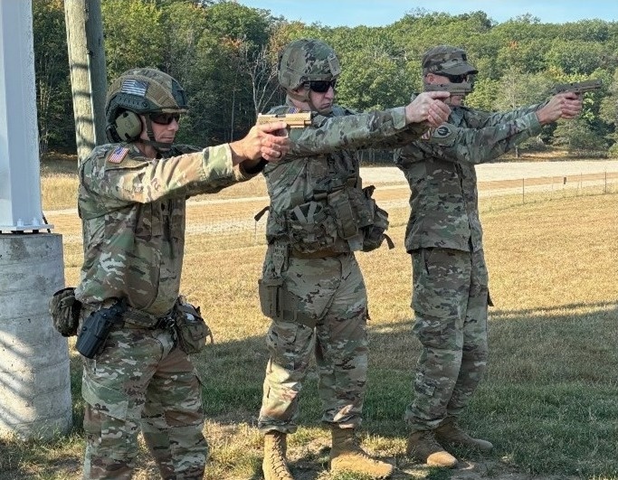 OC/Ts Teach Marksmanship