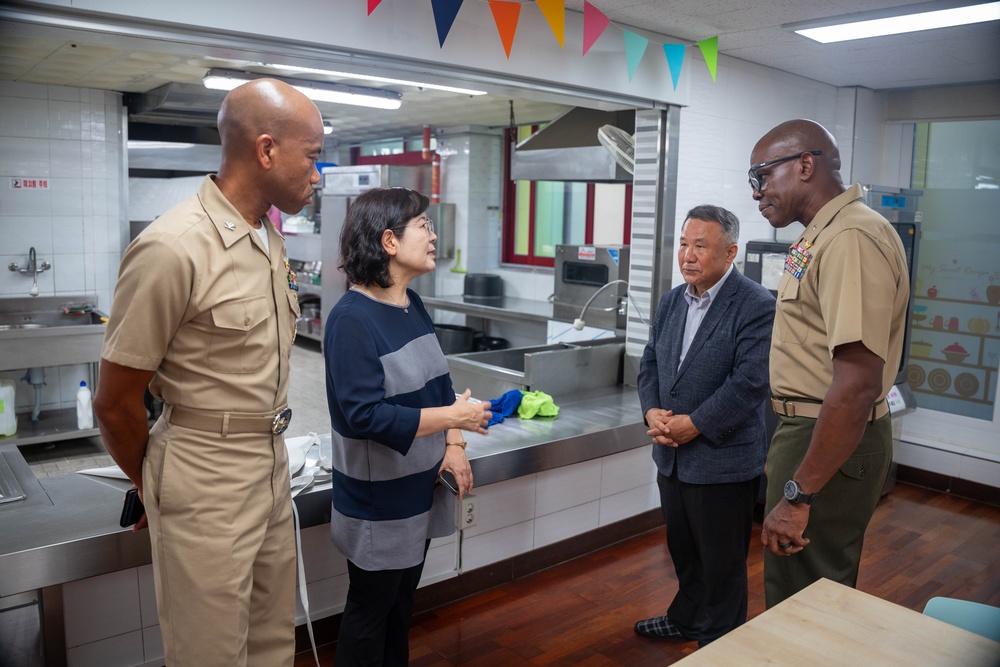 1st MAW assistant wing commander visits Sunrin Aeyukwon Children’s Home