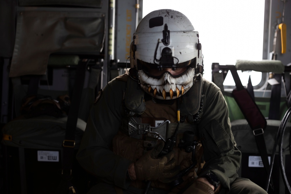 U.S. Marines with Heavy Marine Helicopter Squadron (HMH) 461 rehearse to transit an F-35B Lightning II