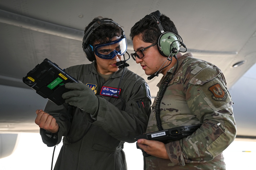 52nd LRS Enhances Hot Refueling Capabilities