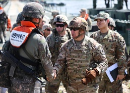 2ID and ROK Army Conduct Combined Wet Gap Crossing Training for UFS25.