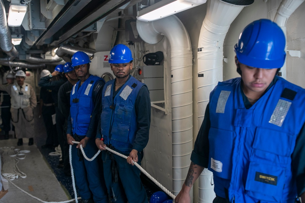 Tripoli Sailors Alongside Cargo Transfer Training