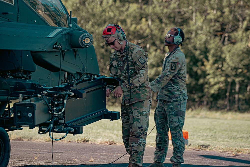 First in Europe: U.S. Army tests Spike missile from AH-64 at range in Poland